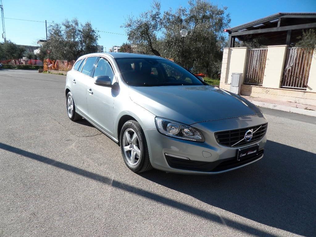 VOLVO V60 2.0 D2 GEARTRONIC BUSINESS - Navi-Park-Cerchi 16"