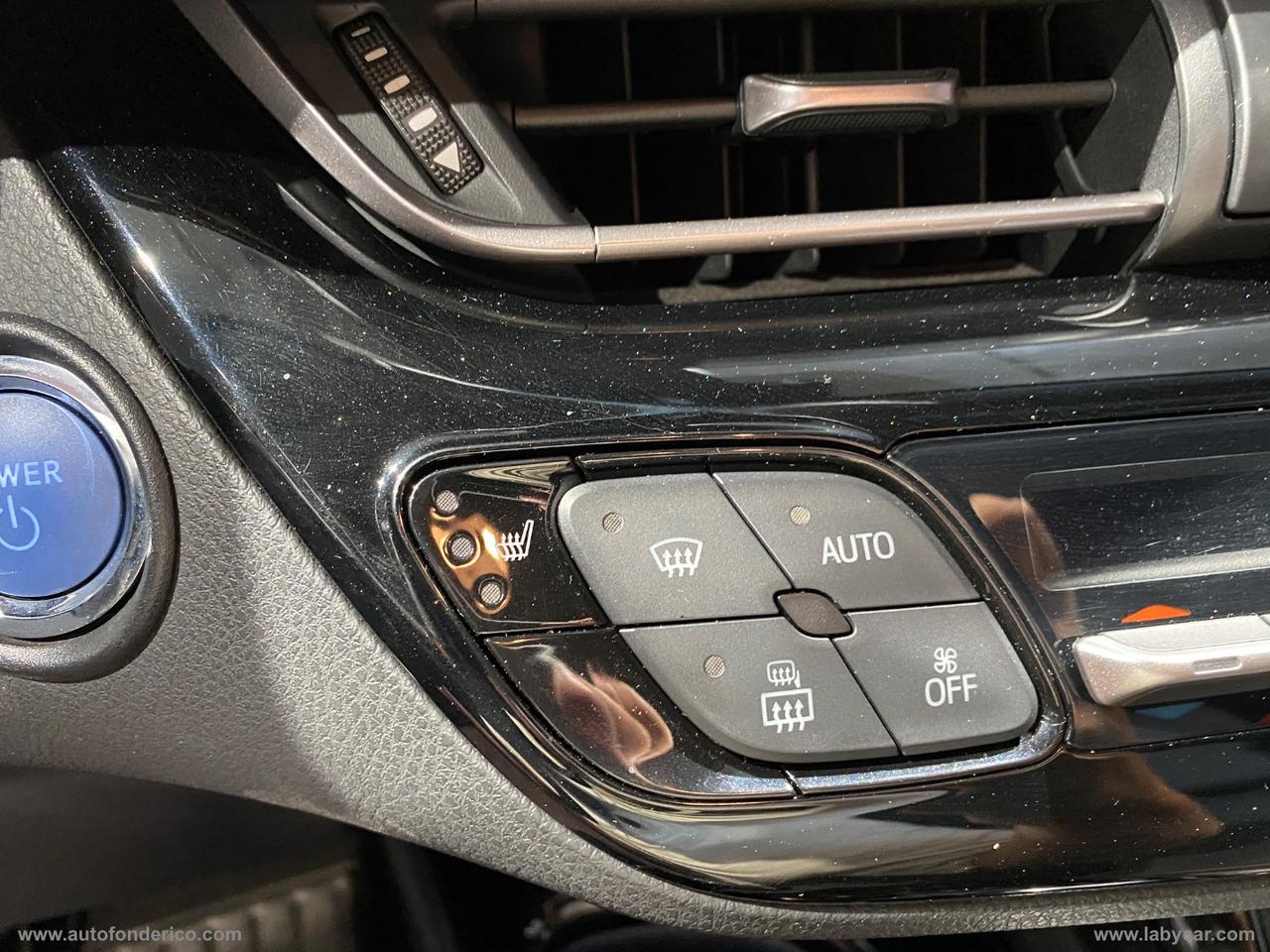 TOYOTA C-HR 1.8 Hybrid E-CVT Lounge