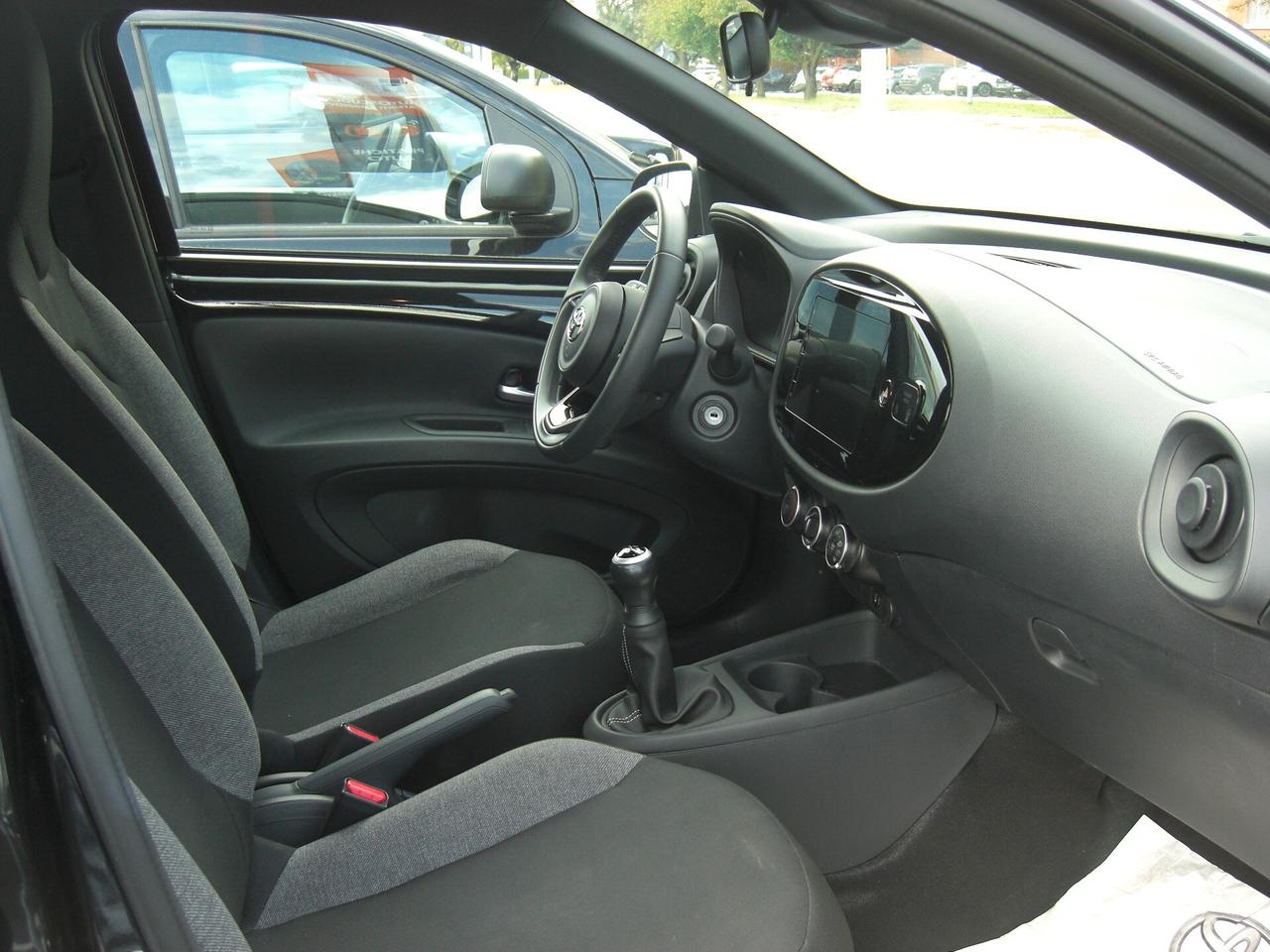 Toyota Aygo X 1.0 VVT-i 72 CV 5 porte Trend