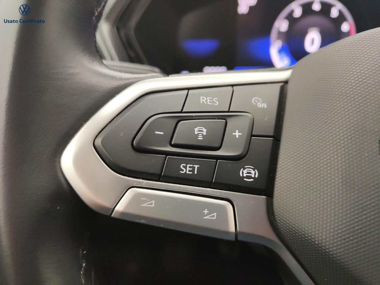 VOLKSWAGEN T-Cross - T-Cross 1.0 TSI Sport