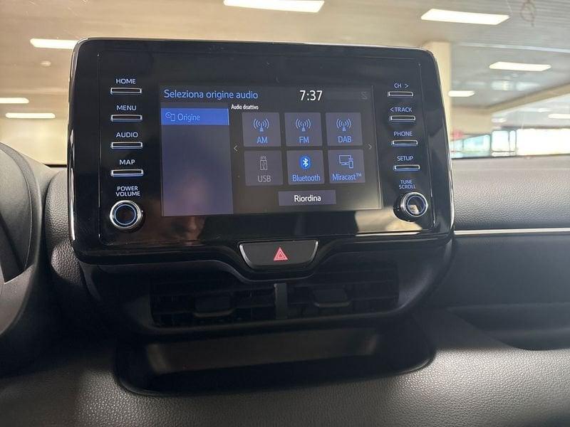 Toyota Yaris IV 1.5h Active