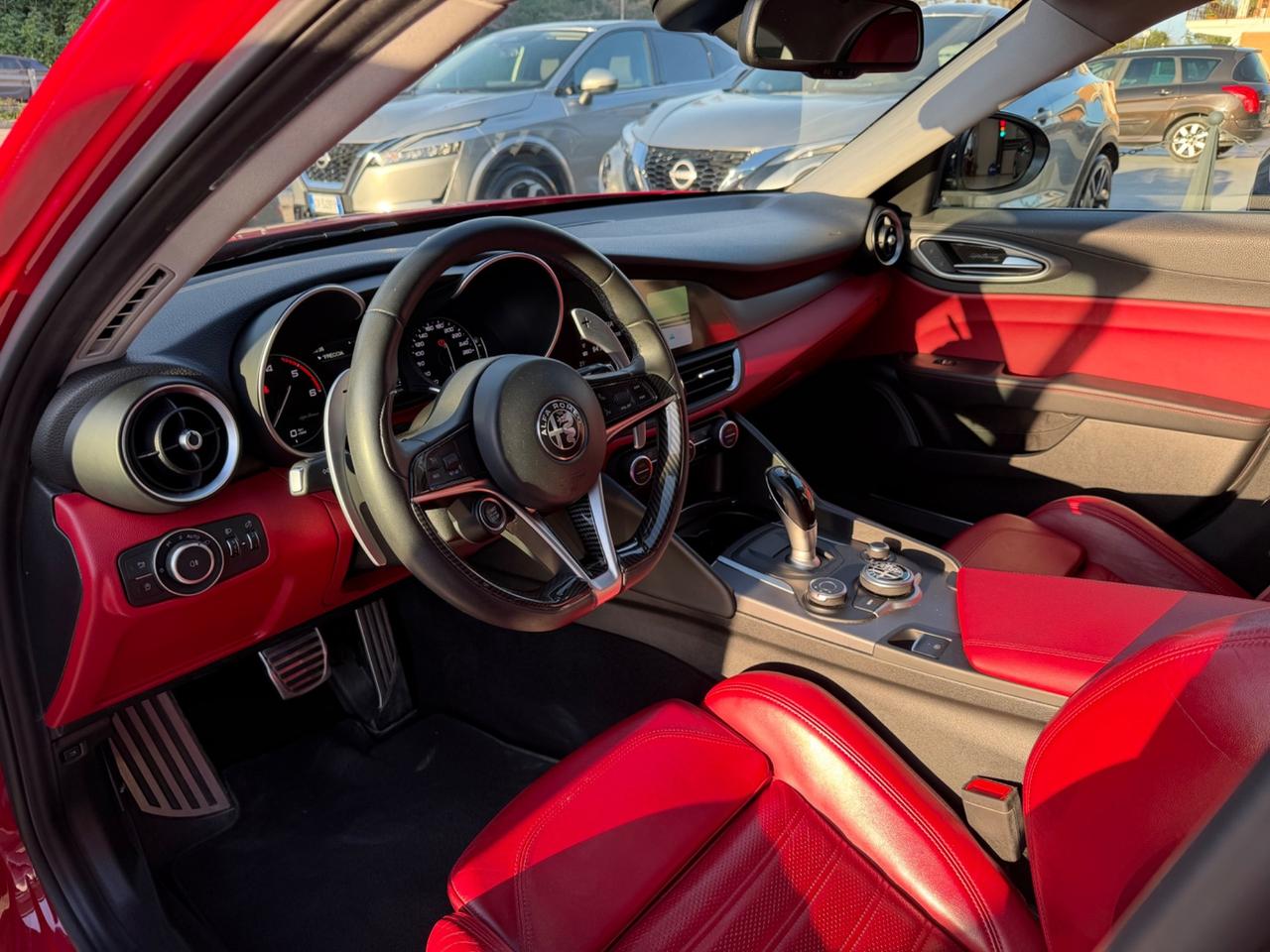 Alfa Romeo Giulia 2.2 Turbodiesel 210 CV AT8 AWD Q4 Veloce