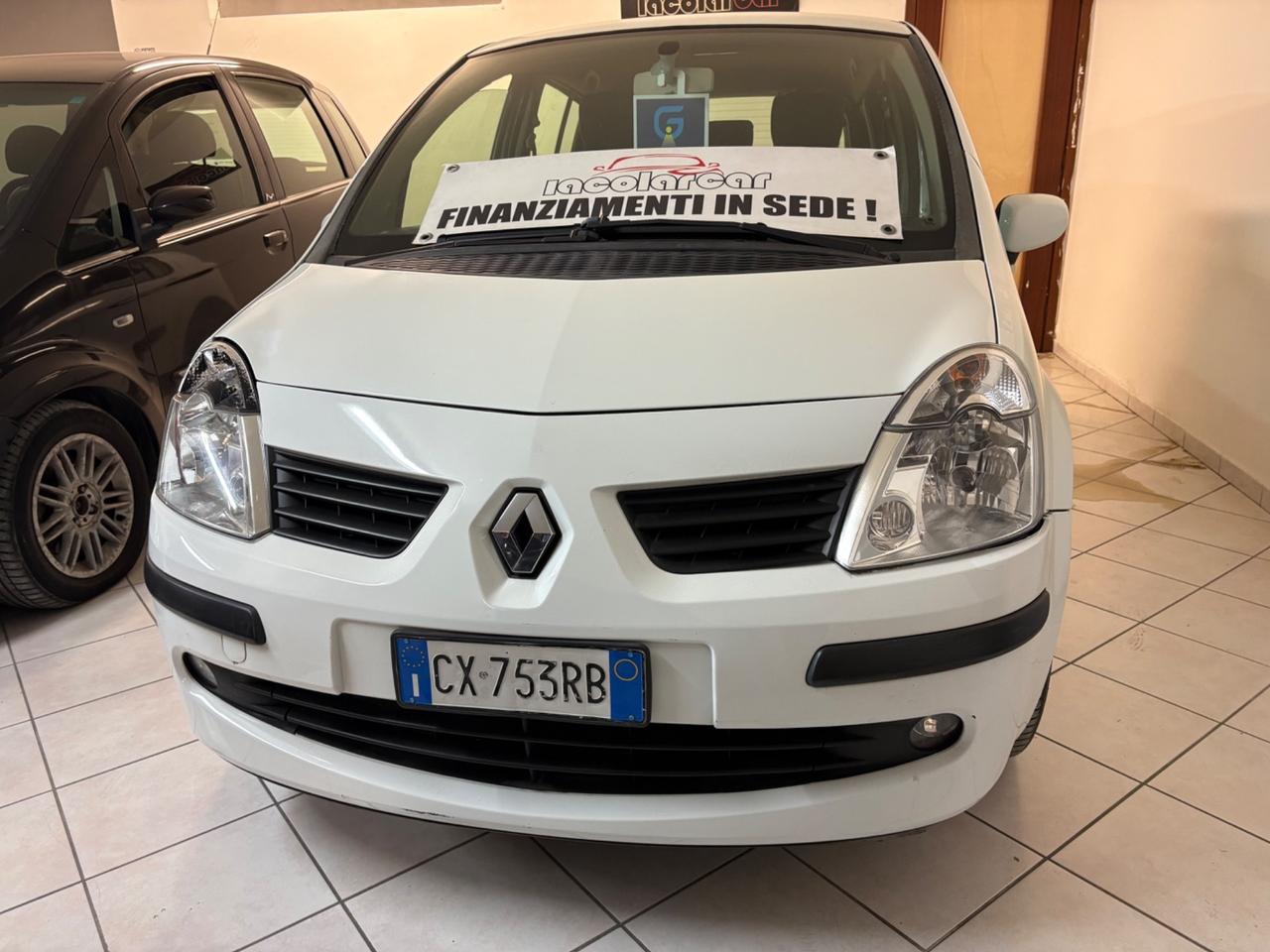 Renault Modus 1.2 16V Luxe Dynamique