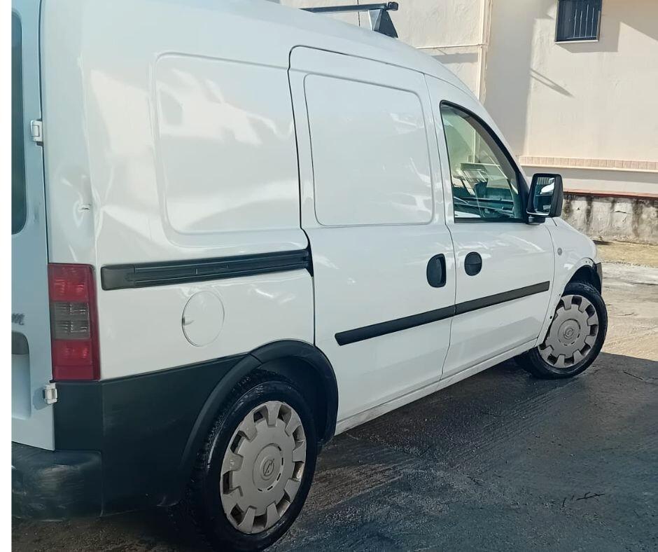 Opel Combo C Van benzina/metano
