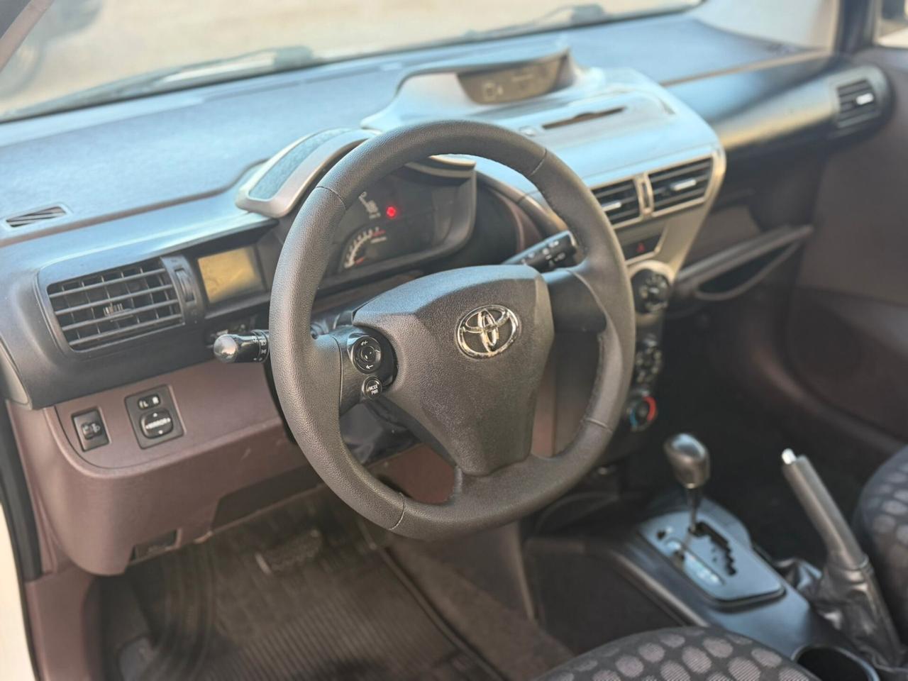 Toyota IQ 2009 Cambio Automatico