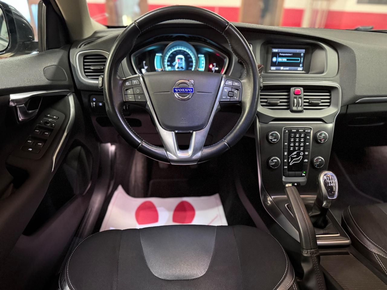 Volvo V40 D2 1.6 Powershift Style