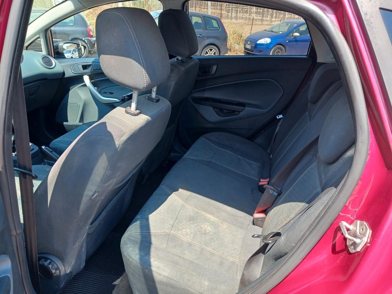 Ford Fiesta 1.4 TDCi 5p. Titanium