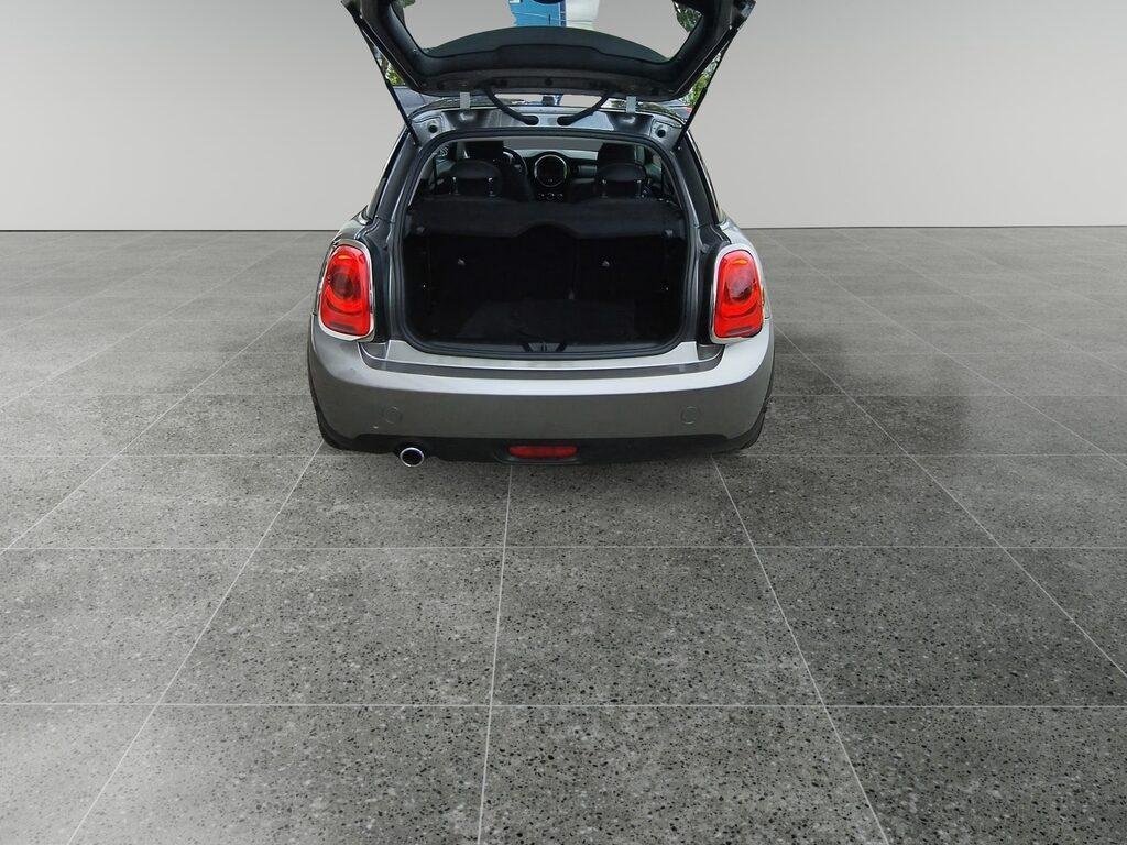 Mini Cooper D 1.5 D Cooper D Business XL DCT
