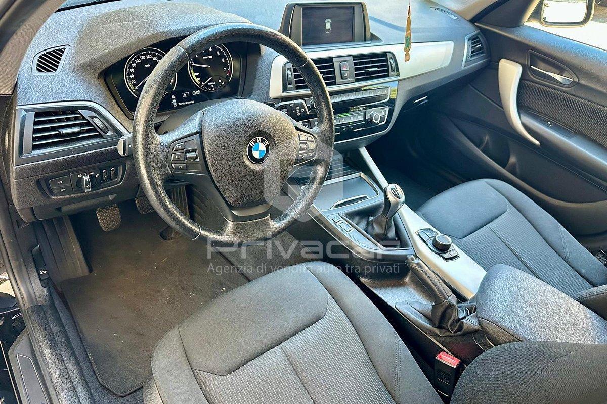BMW 118i 5p. Advantage
