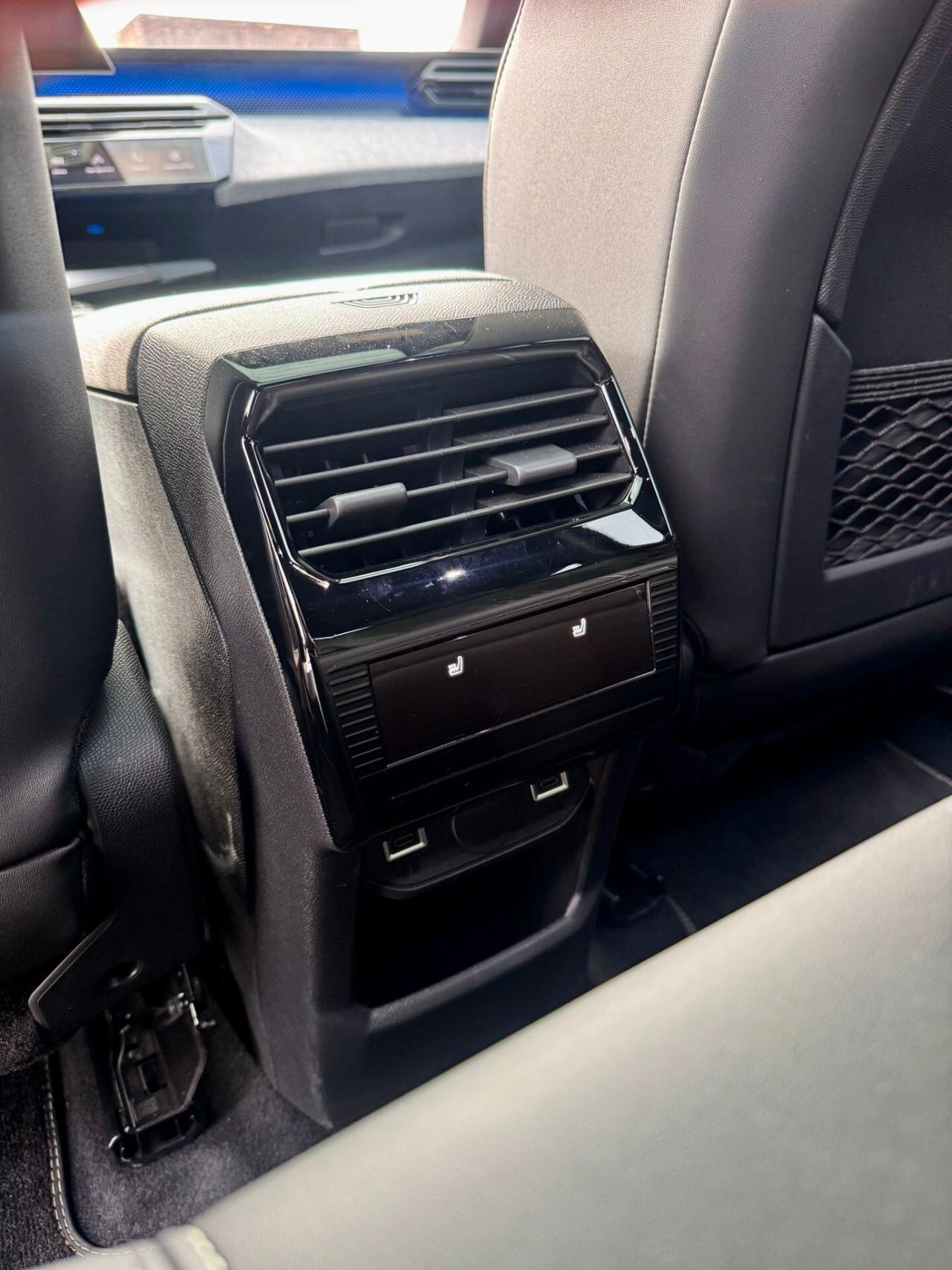 Peugeot 3008 Hybrid 145 e-DCS6 GT EXCLUSIVE