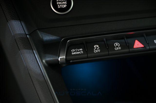 AUDI Q3 SPB 35 TDI 150cv Black Line S Tronic S Line