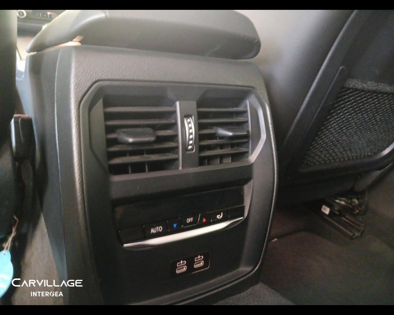 BMW 318d Touring mhev 48V Msport auto