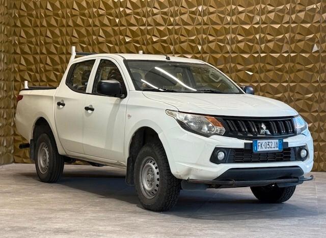 Mitsubishi L200 2.4 DI-D/154CV Double Cab Invite