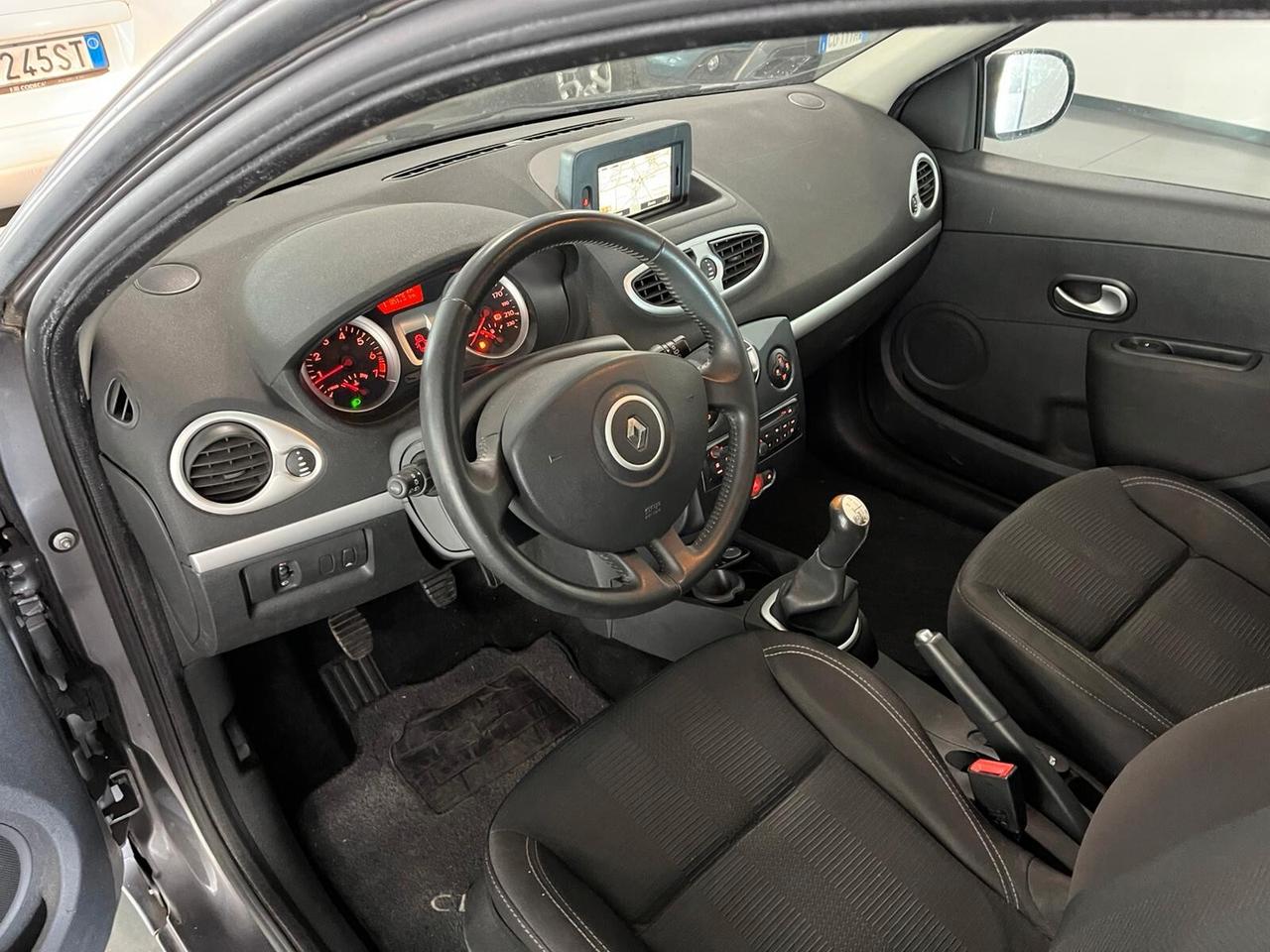 Renault Clio 1.2 16V SporTour Dynamique