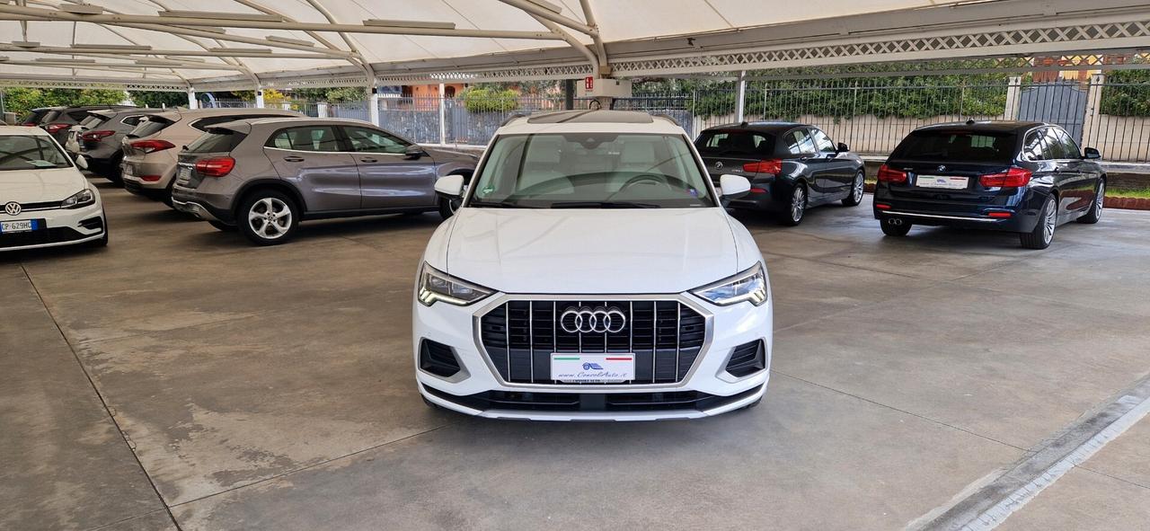 Audi Q3 35 TDI S tronic Sport * Panorama-Virtual-Led *