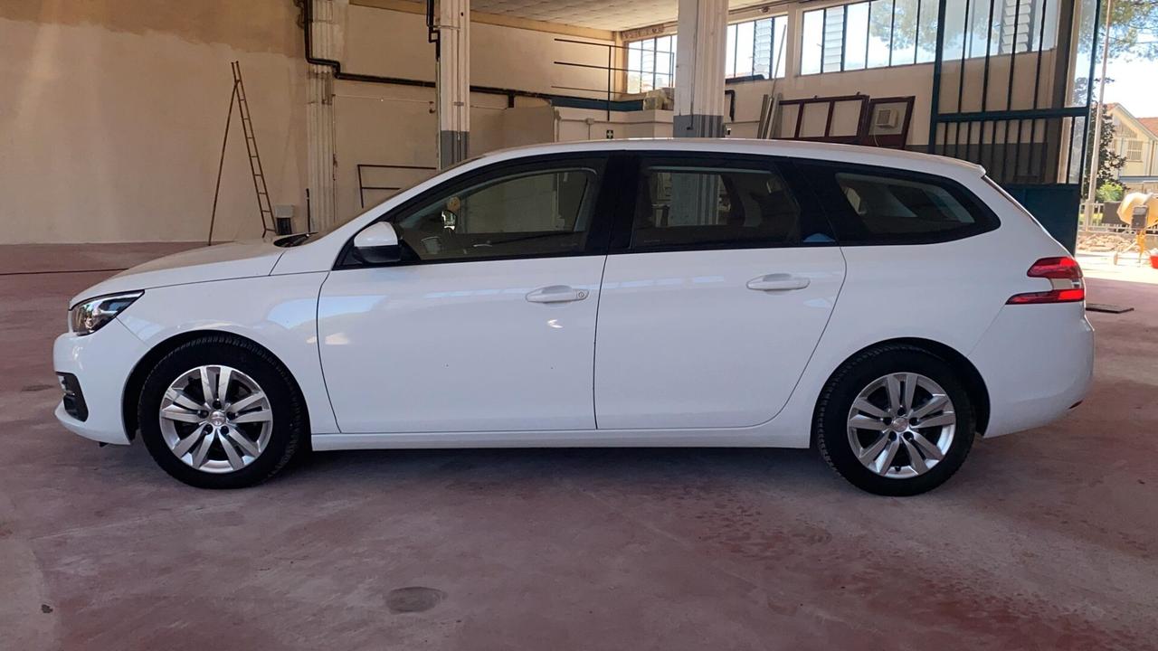 Peugeot 308 BlueHDi 100 S&S SW Active