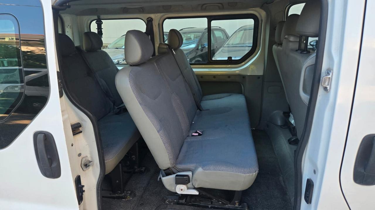 Renault Trafic T29 1.9 dCi/100CV PC-TN Combi