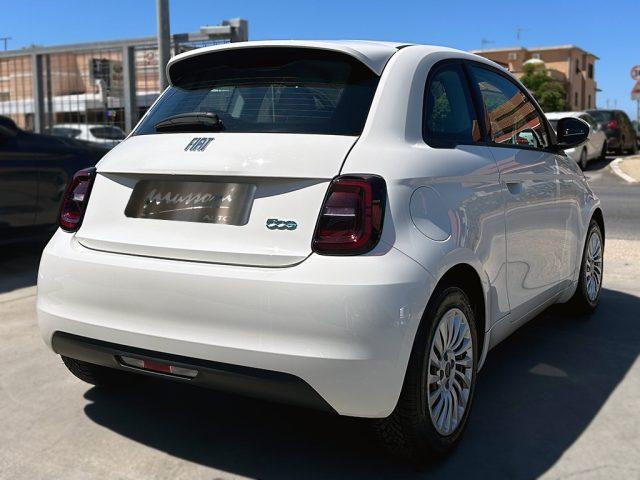 FIAT 500e Action Berlina 42kWh