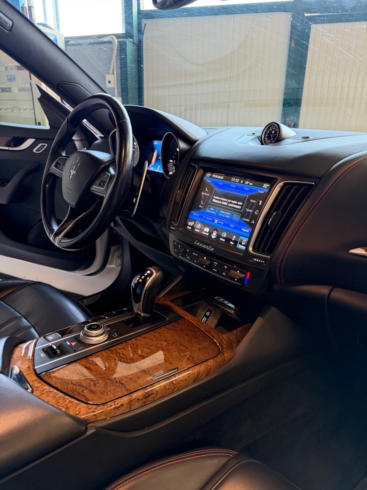 Maserati LEVANTE V6 AWD GRANDSPORT TETTO PELLE