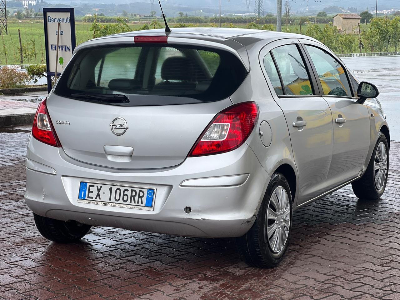 Opel Corsa 1.2 85CV 5 porte GPL-TECH Edition