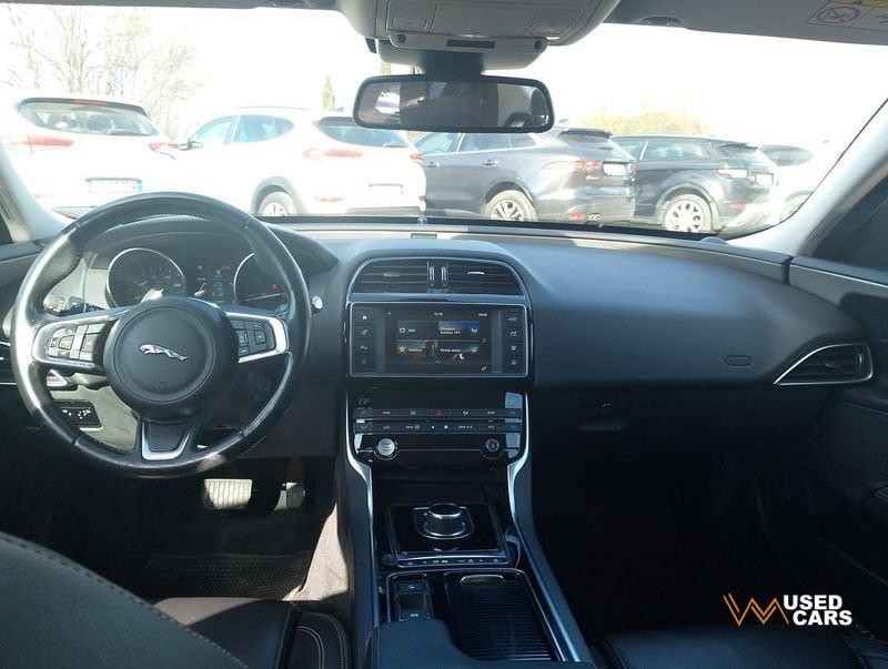 Jaguar XE 2.0D 180PS PORTFOLIO AUTO