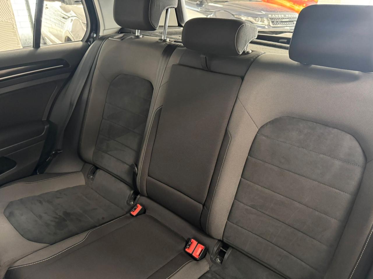 Volkswagen Golf 1.6 TDI 5p. Highline BlueMotion Technology