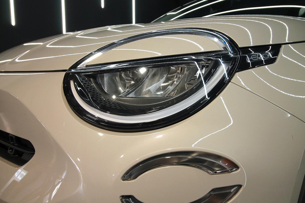 FIAT 600 1.2 HYBRID 110 CV
