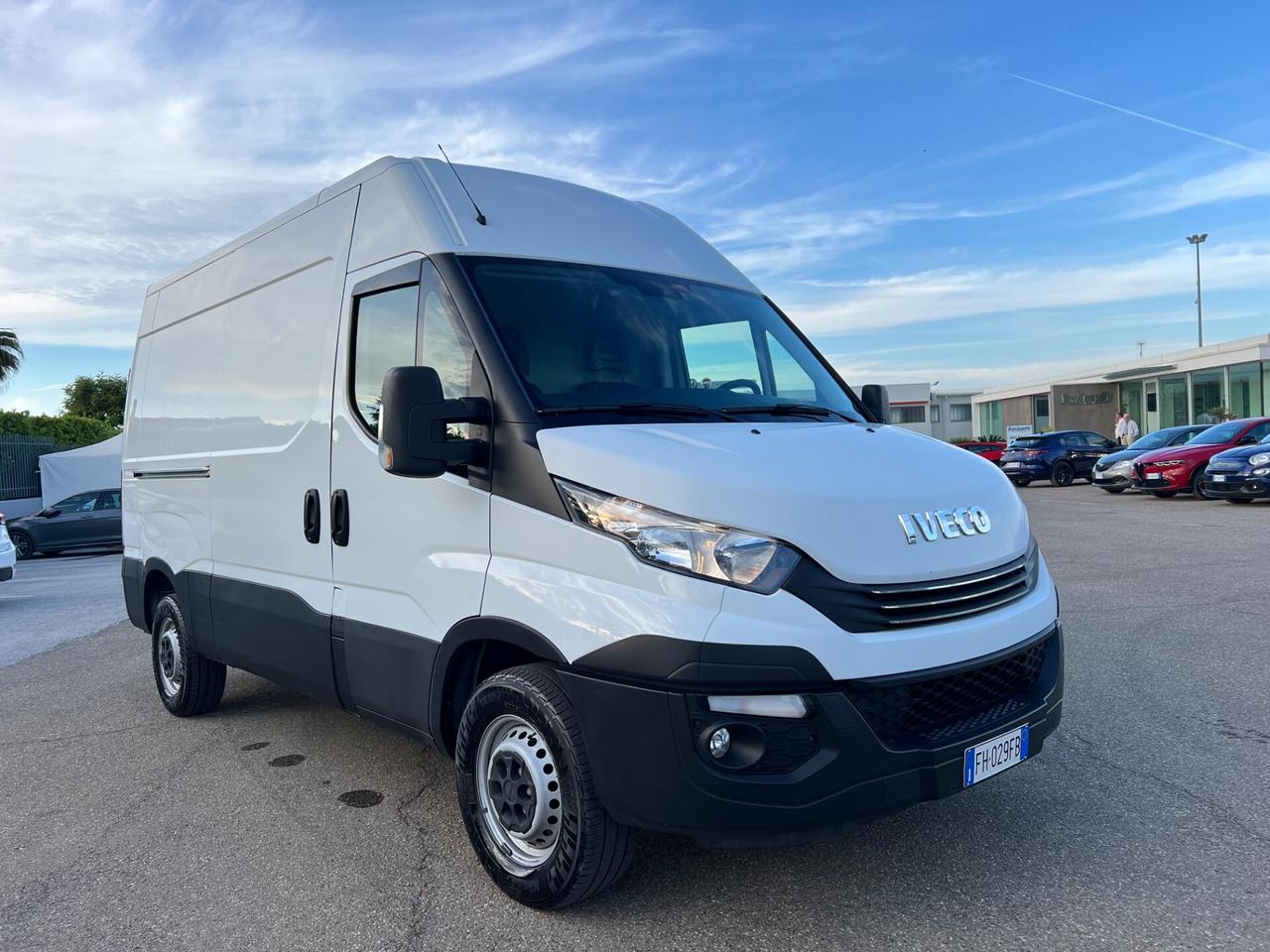 Iveco Daily 35S14 2.3 MJT 140cv L2H2 - 2017