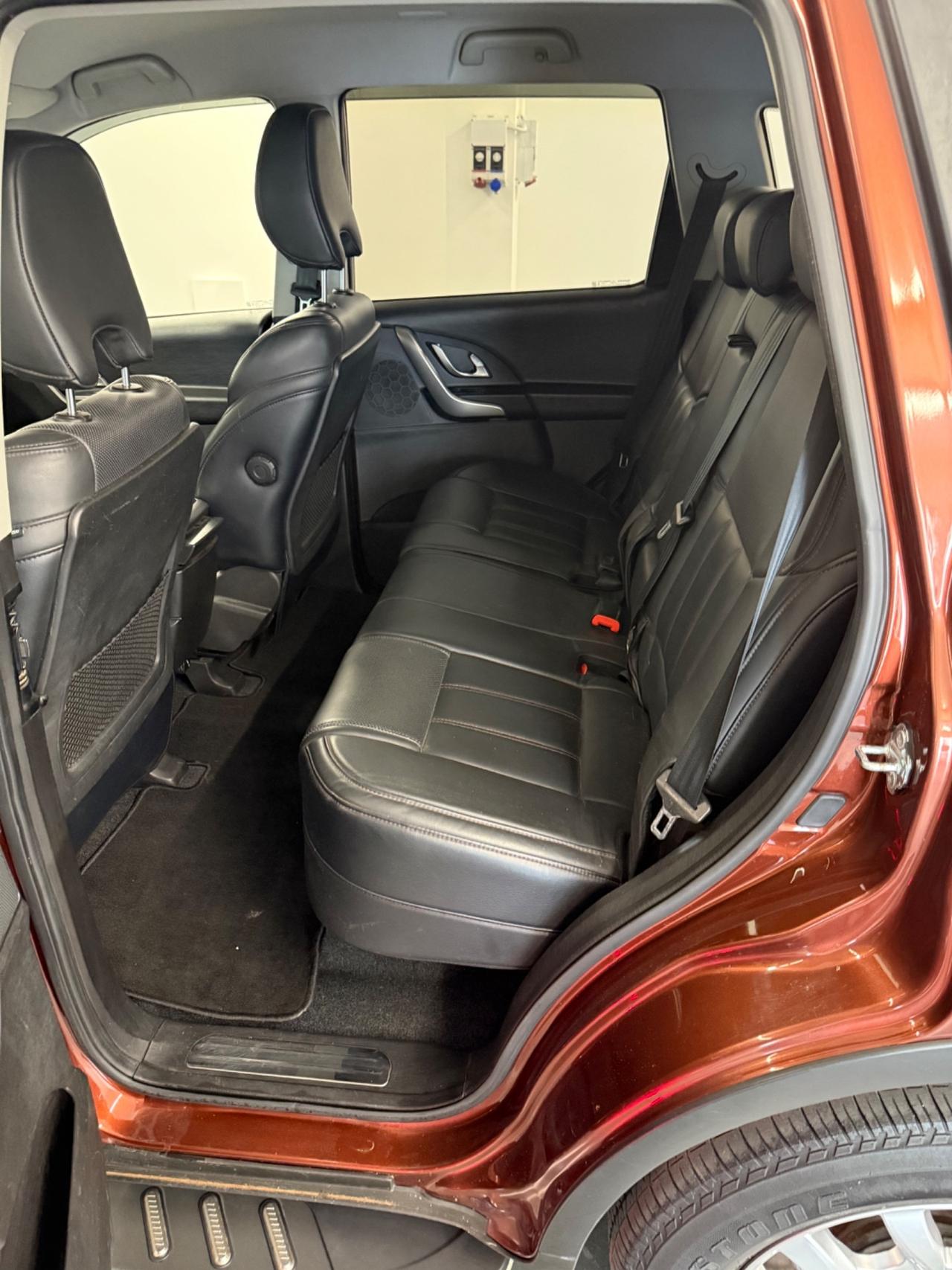 Mahindra XUV500 2.2 16V FWD W10