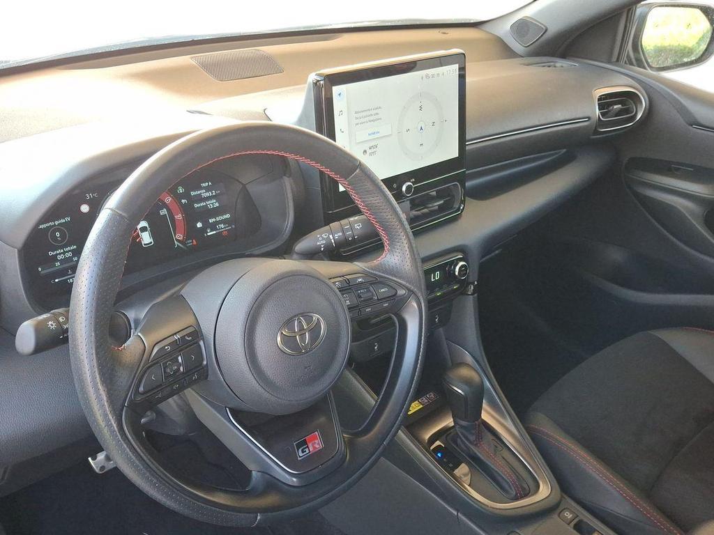Toyota Yaris 1.5h 130 GR Sport