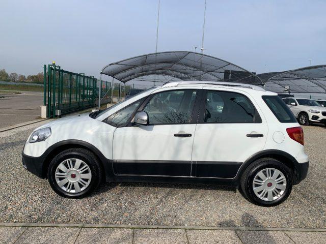 FIAT Sedici 1.6 16V 4x4 Emotion *GANCIO TRAINO*