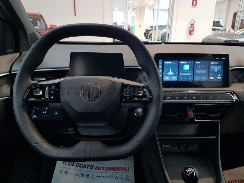 MG MG3 MG3 1.5 MT COM Cosmic Silver