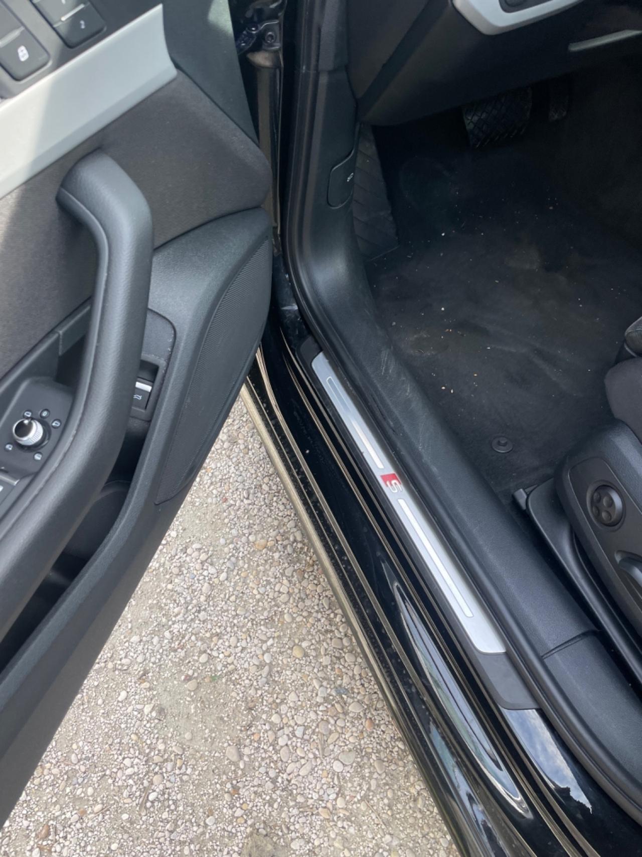Audi A4 Avant 35 TFSI S line edition
