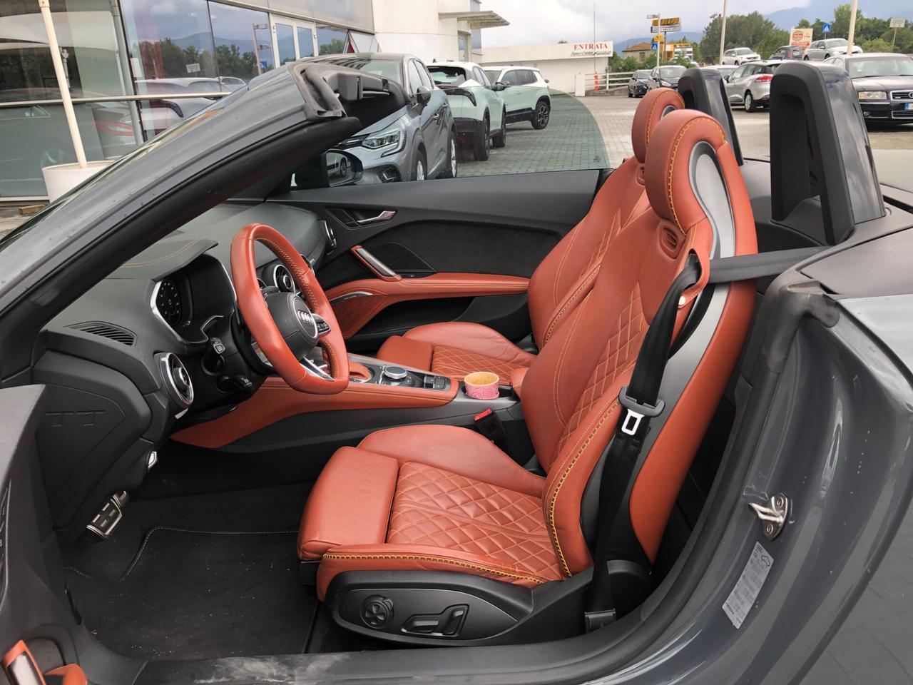 Audi TT TTS Roadster TFSI quattro S tronic 20 anniversary