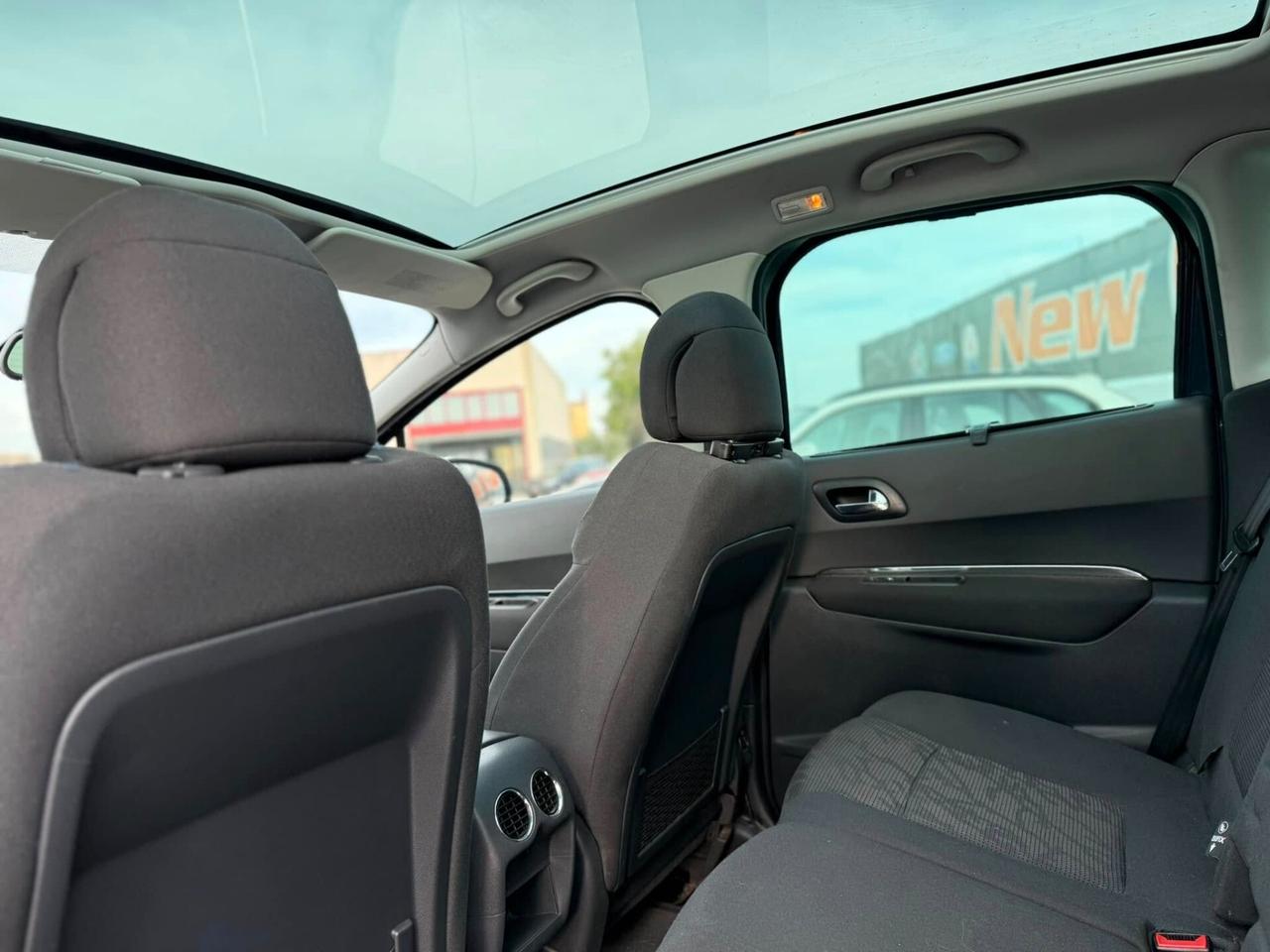Peugeot 3008 2.0 HDi 150CV Allure