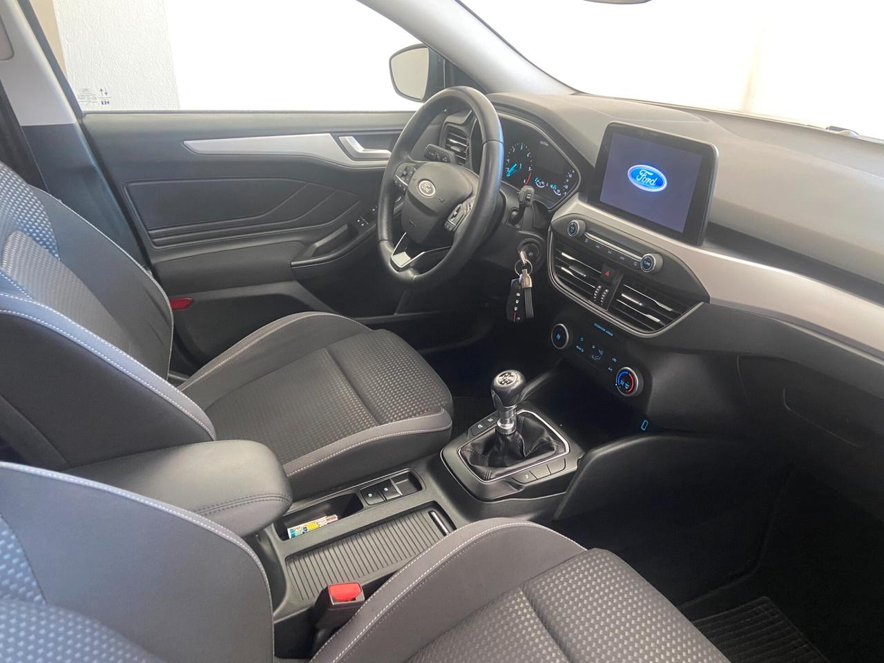 Ford Focus 1.5 Titanium 120 cv