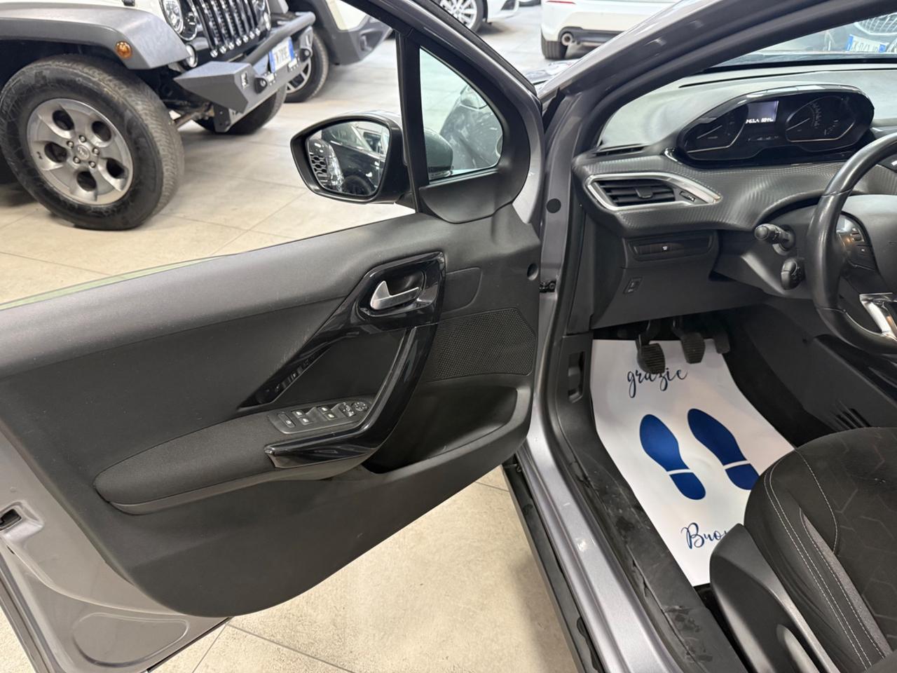 Peugeot 2008 PureTech 82 S&S Allure 110CV Ok Neopatentati