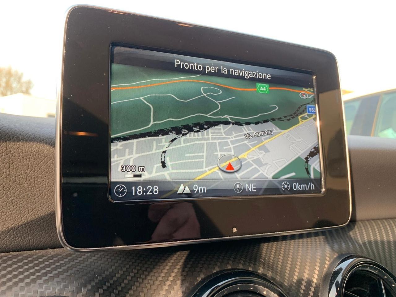 Mercedes-benz GLA 180 Business NEOPAT.