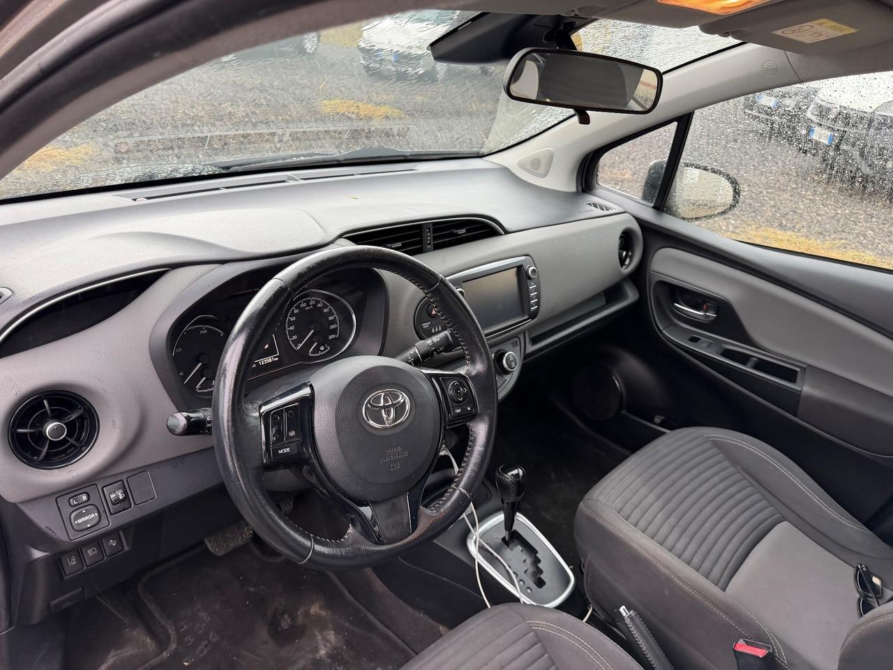 Toyota Yaris 1.5 Hybrid 5 porte Active