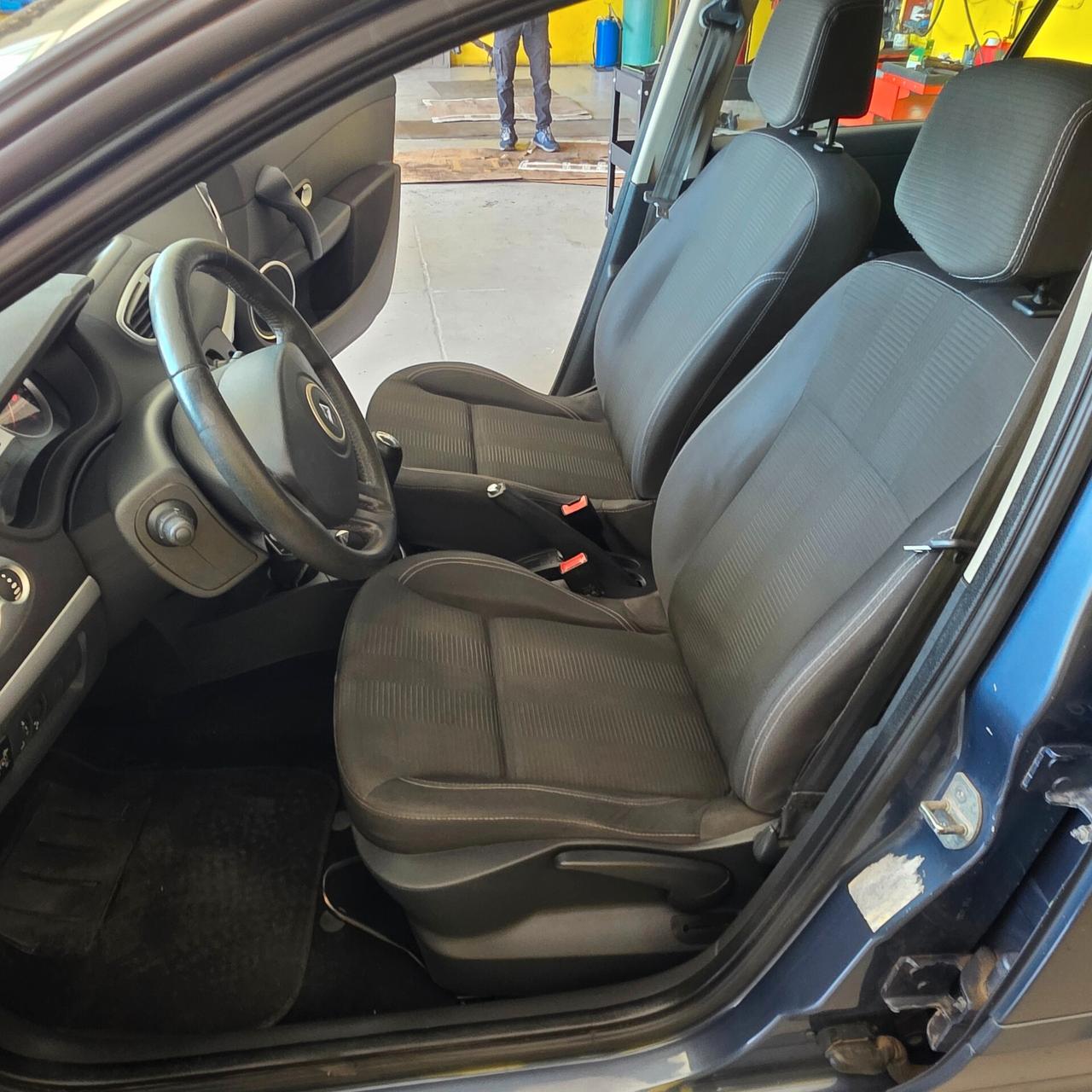 Renault Clio 1.2 16V 5 porte GPL Confort