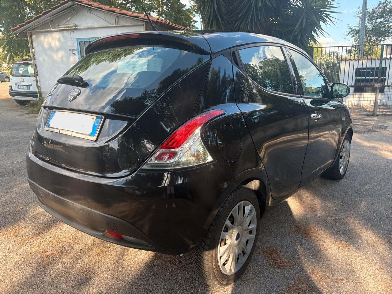 LANCIA YPSILON 1.2 GPL SILVER - 2014