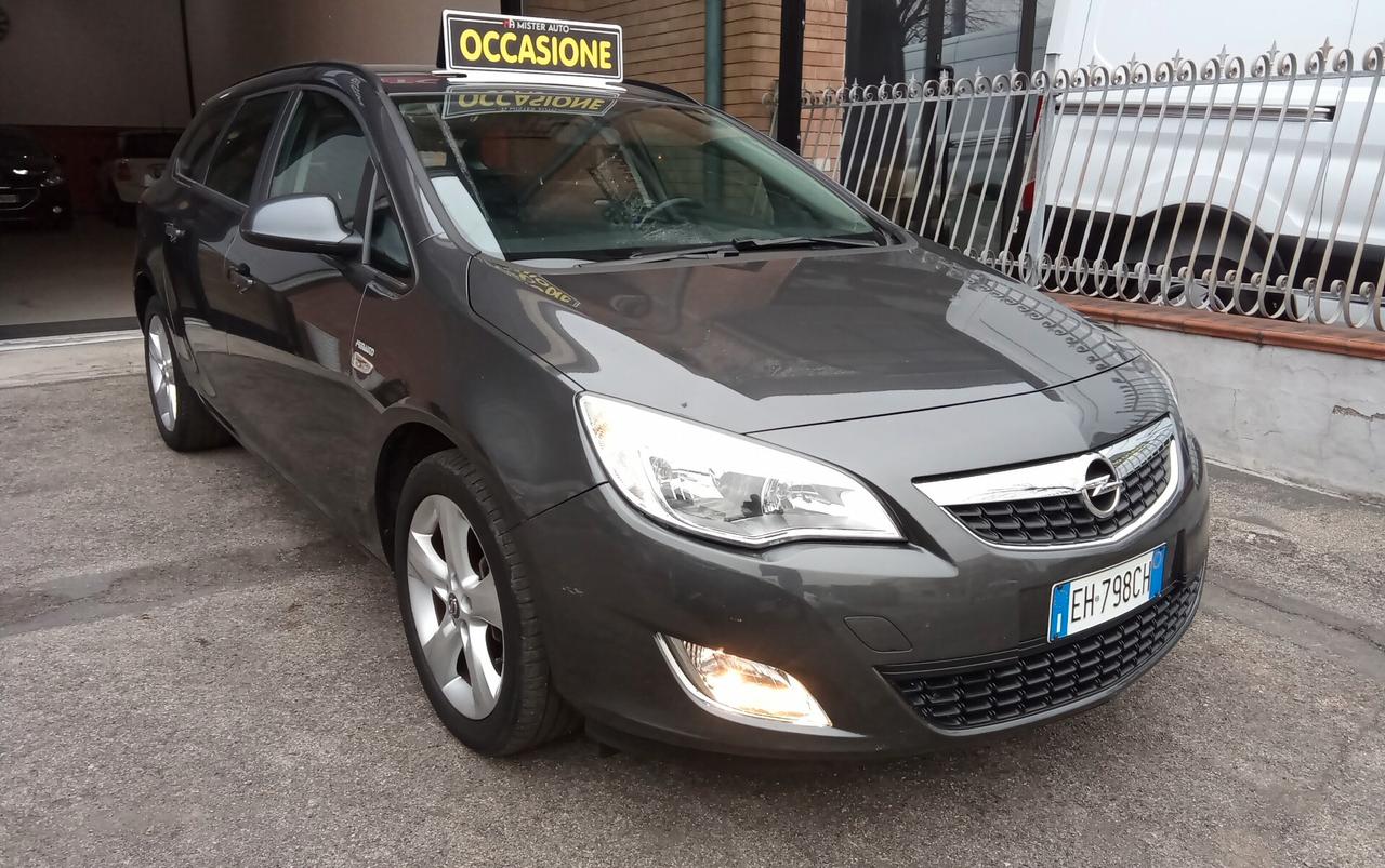 Opel Astra 1.4 Turbo 140CV Sports Tourer Cosmo