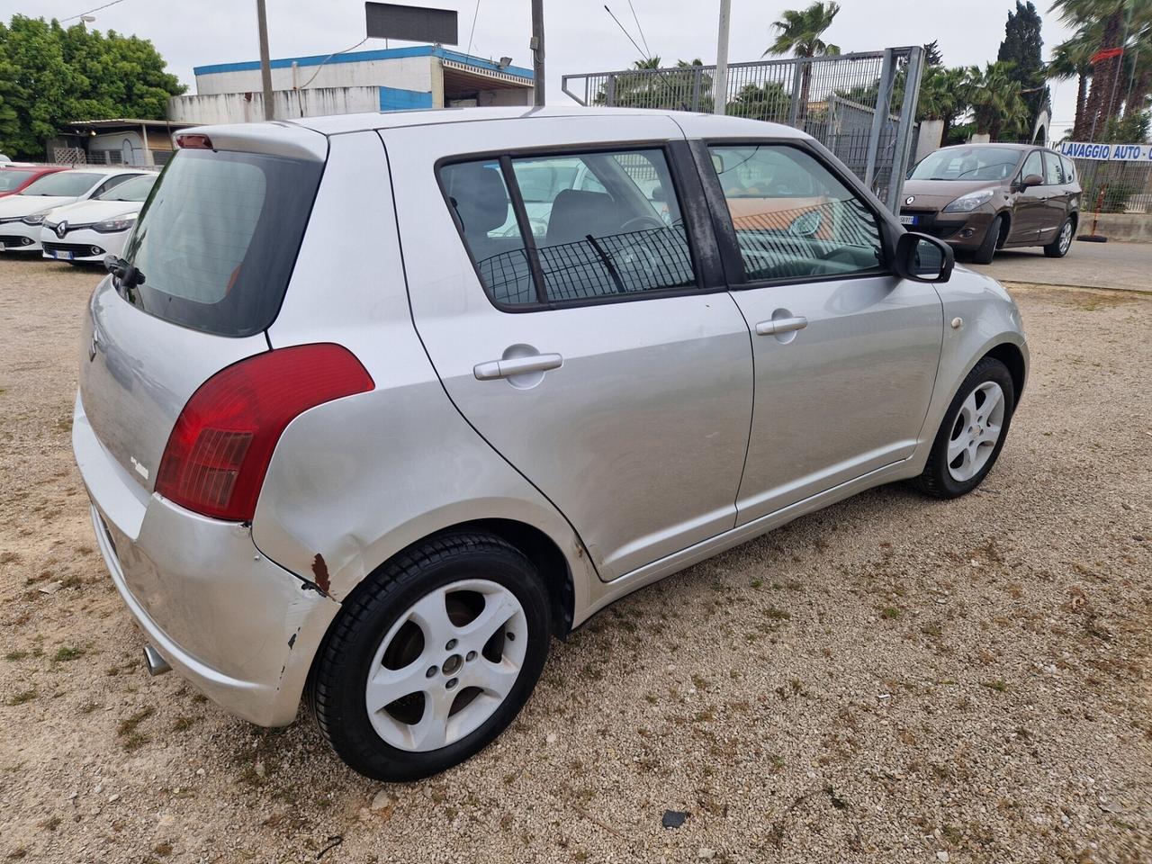 Suzuki Swift 1.3 5p. - 2005