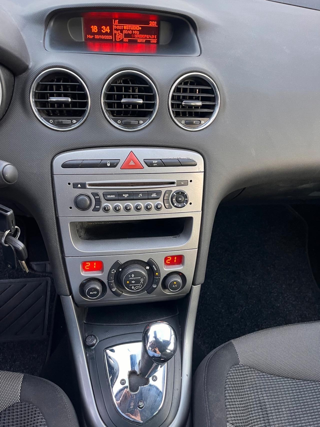 Peugeot 308 1.6 8V e-HDi 112CV Stop&Start robotiz. SW Active