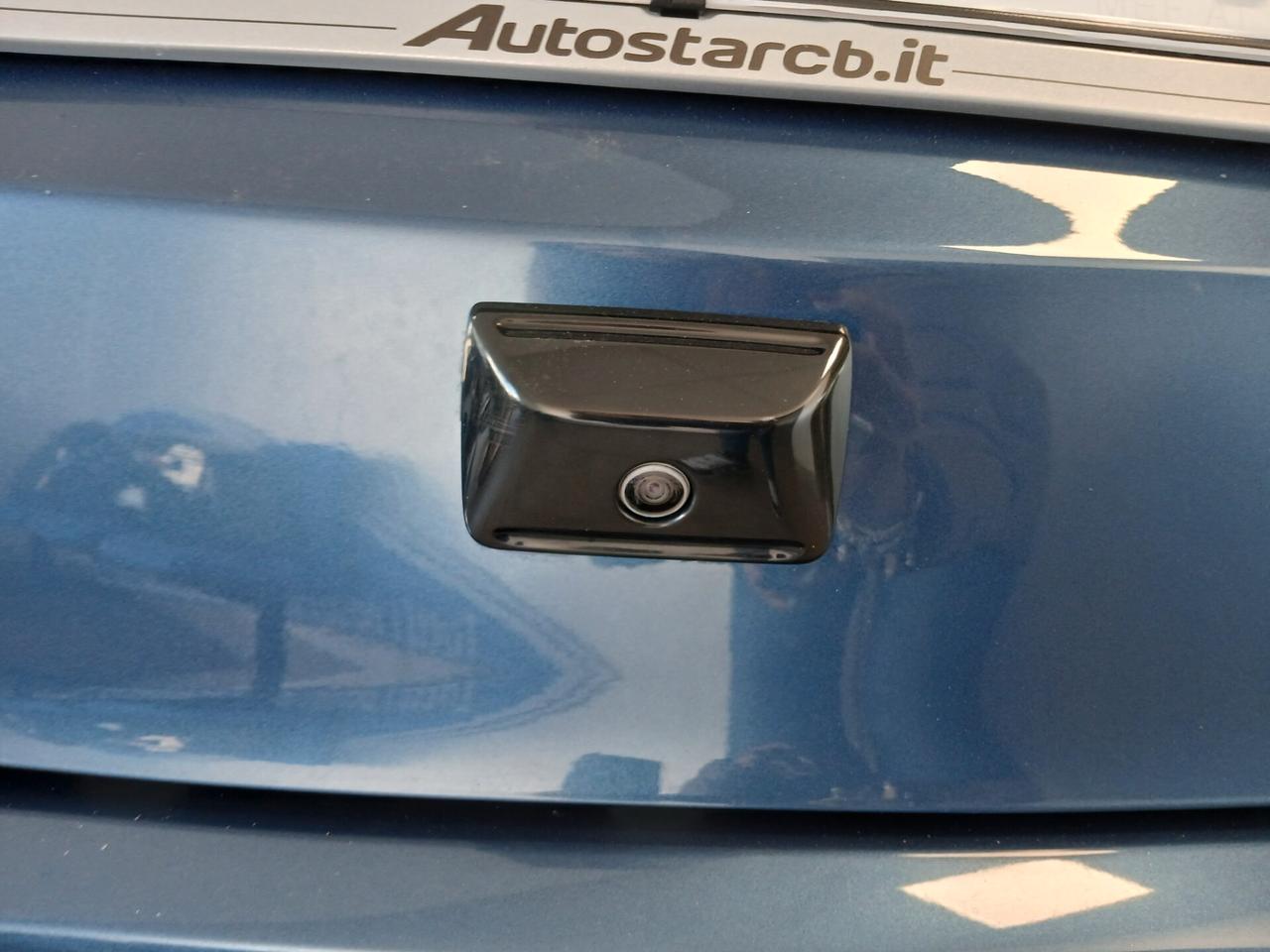 Lancia Ypsilon 1.0 HYBRID 70CV GOLD 2023