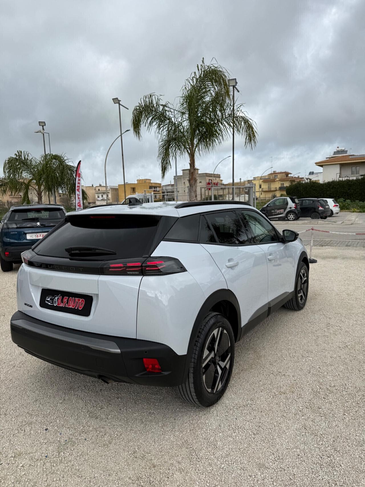 Peugeot 2008 PureTech 100 S&S Allure