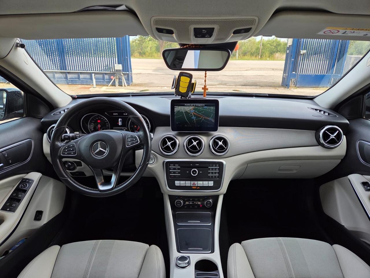 Mercedes-benz GLA 220 d Automatic 4Matic Premium