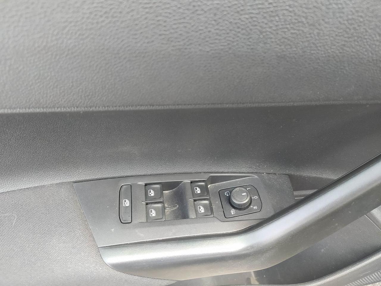 Volkswagen Polo Life 1.0 TSI #5920
