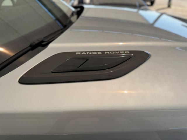 LAND ROVER Range Rover Sport 3.0D l6 350cv HST - Special Edition