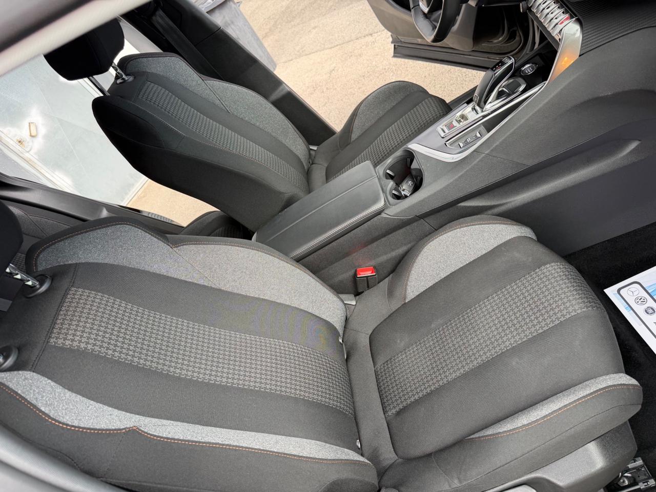 Peugeot 3008 BlueHDi 130 S&S Active Pack